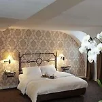 Mercure Opera Louvre 4*