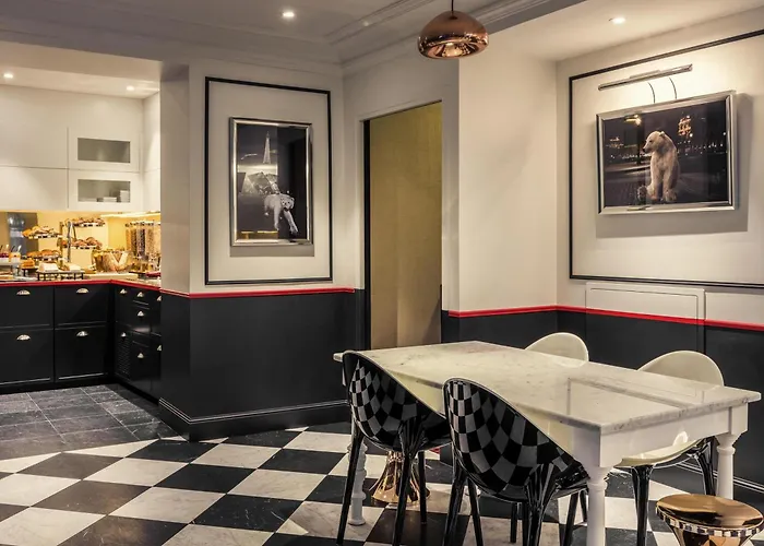 Mercure Opera Louvre 4* פריז