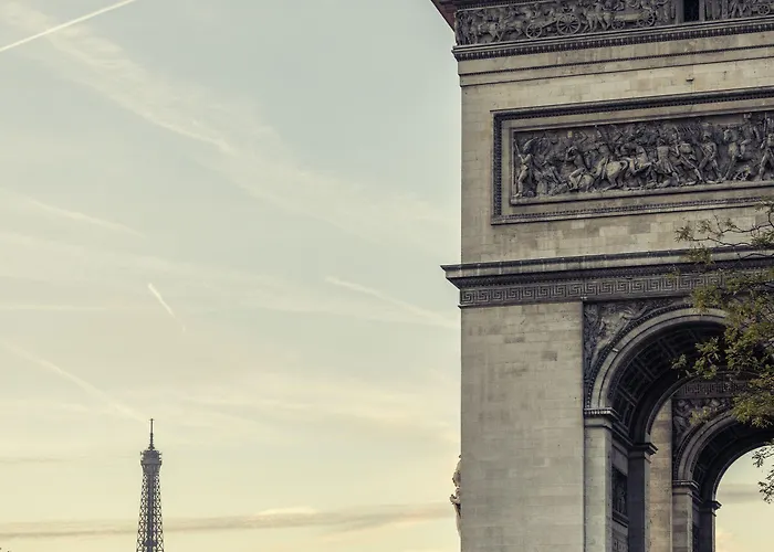 Mercure Opera Louvre 4*