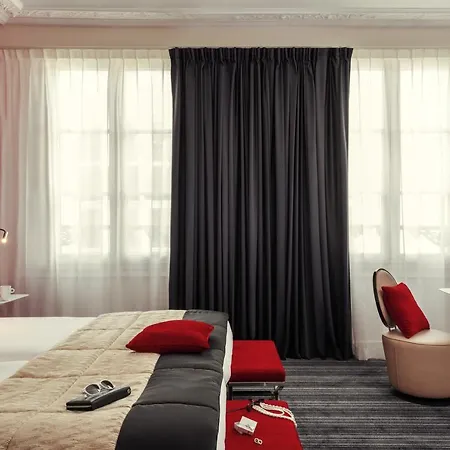 Mercure Opera Louvre Szálloda