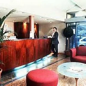Mercure Opera Louvre Hotel