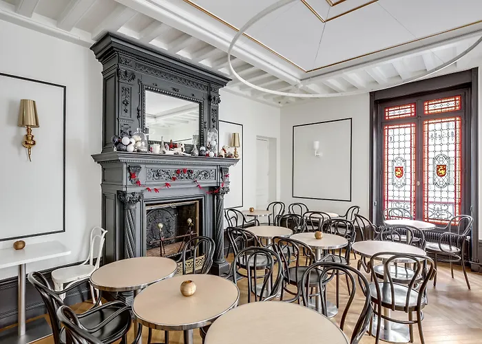 メルキュール オペラ ルーブル 4*