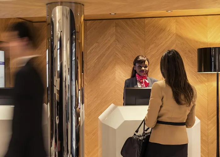 Mercure Opera Louvre 4*