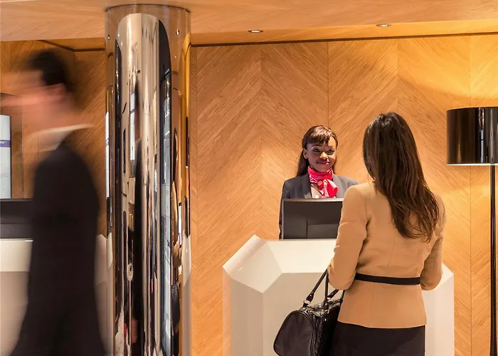 Mercure Opera Louvre 4*
