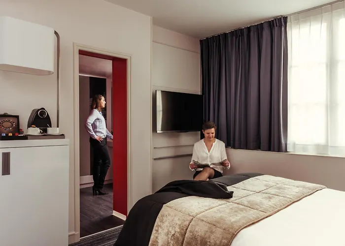 Mercure Opera Louvre 4*