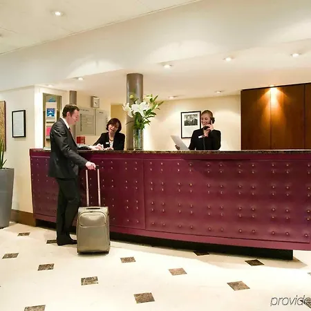 Hotel Mercure Opera Louvre